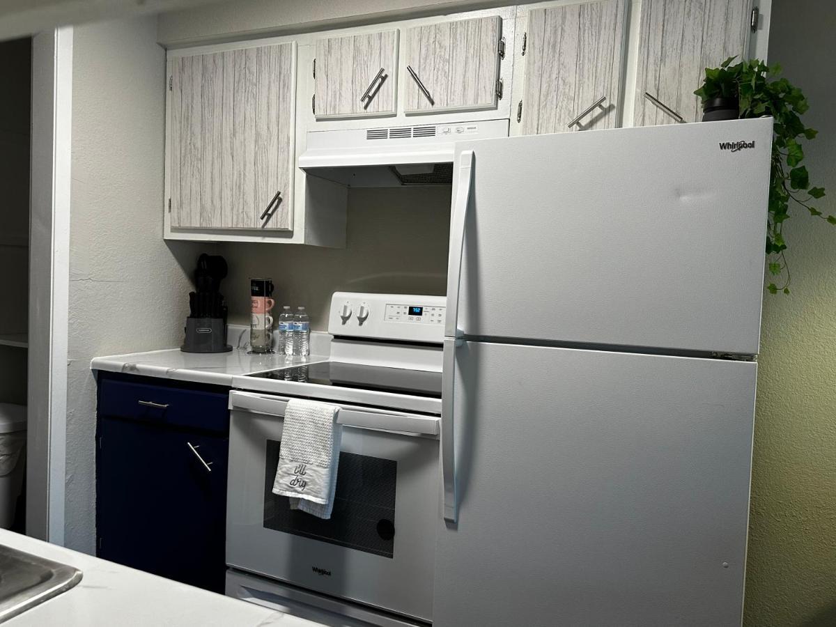Eagle Apartment *